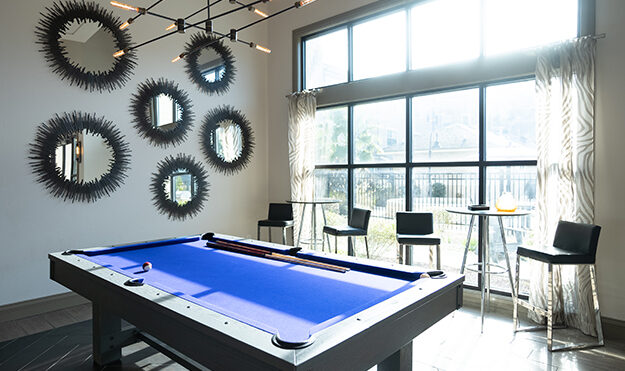 Gameroom with Billiards & Study Space